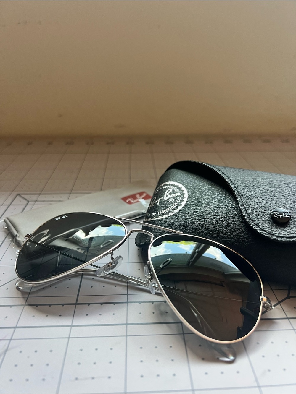 Ray-Ban Aviator Classic RB3025 58mm Silver G-15 Sunglasses NWOT